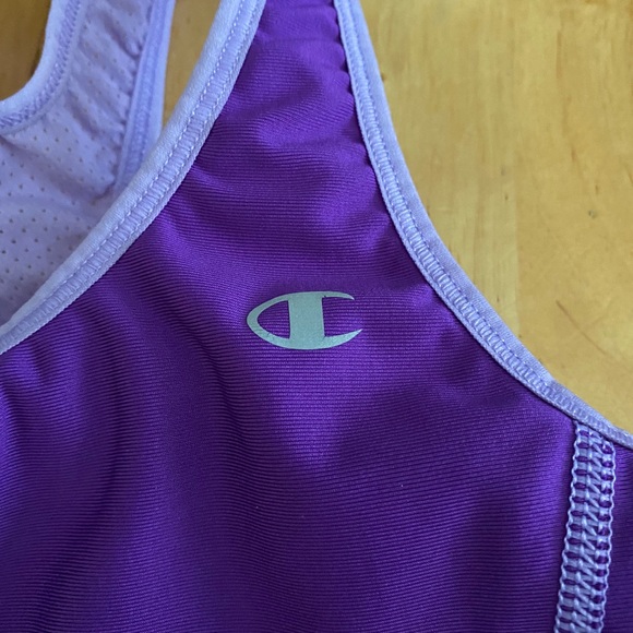 2 Champion sports bras - Picture 10 of 12
